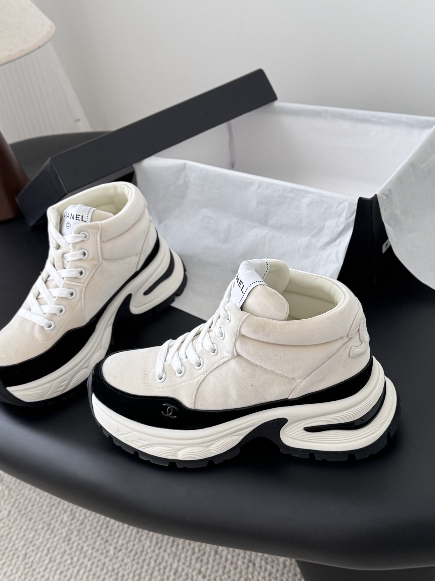 20251019/Chanel_251019-5